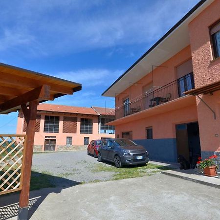 Case Franzero Hotel Levice Exterior photo